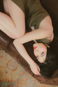 桃桃多肉任落佳